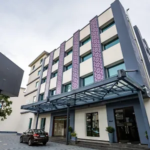Lilac Guruvayur